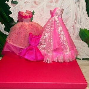 Barbie pink dresses